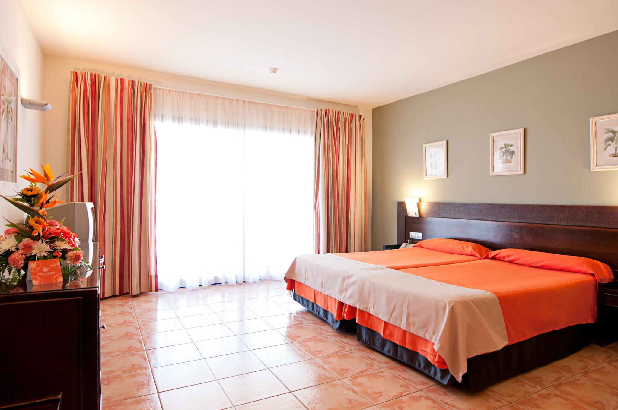 Hotel Livvo Lago Taurito & Aquapark エクステリア 写真