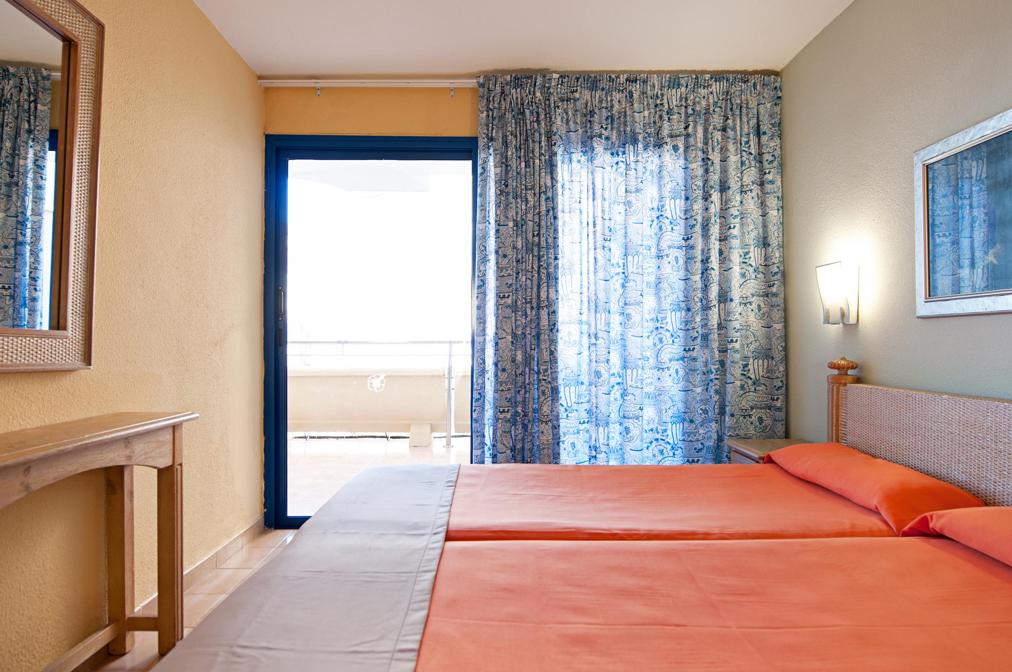 Hotel Livvo Lago Taurito & Aquapark エクステリア 写真