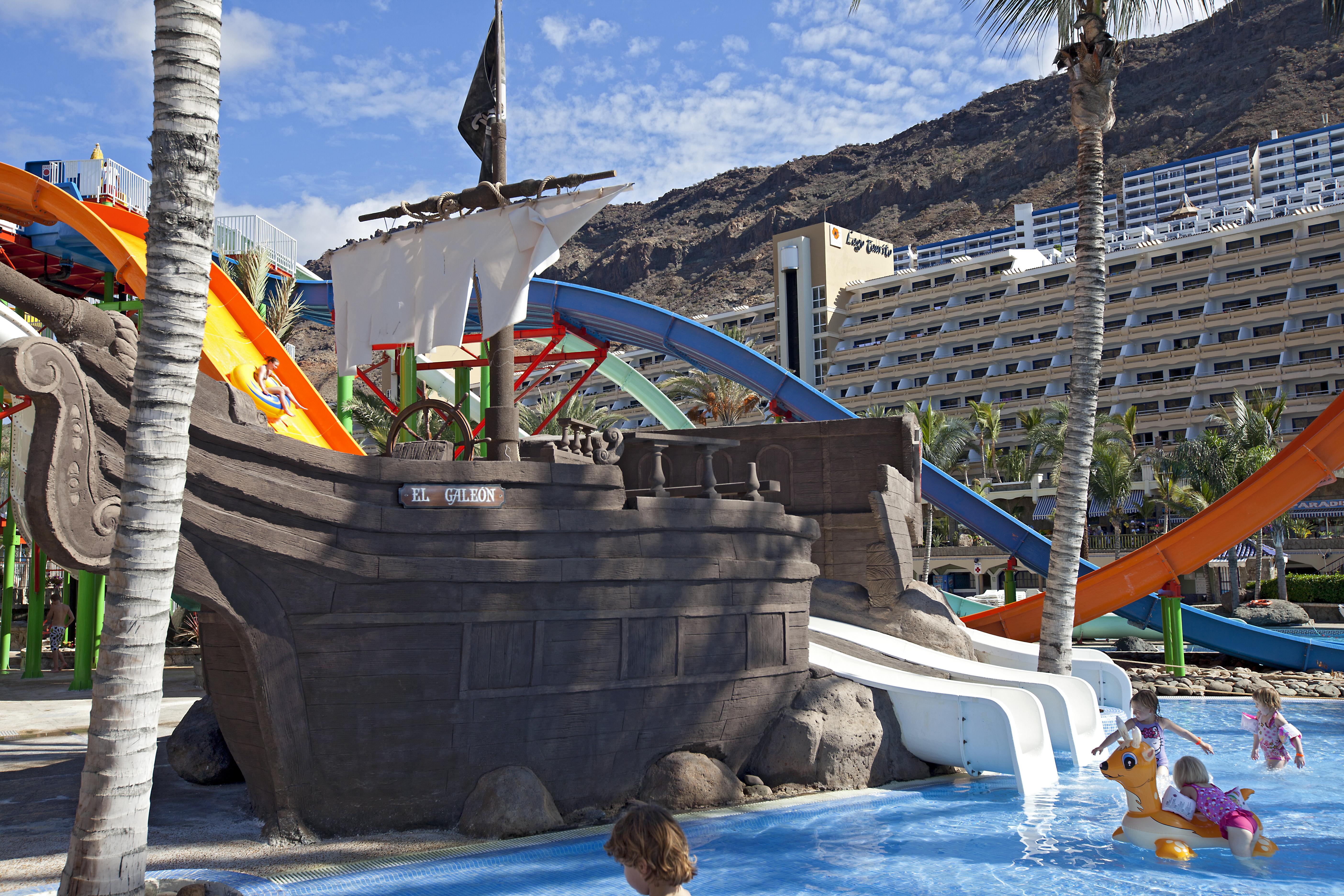 Hotel Livvo Lago Taurito & Aquapark エクステリア 写真