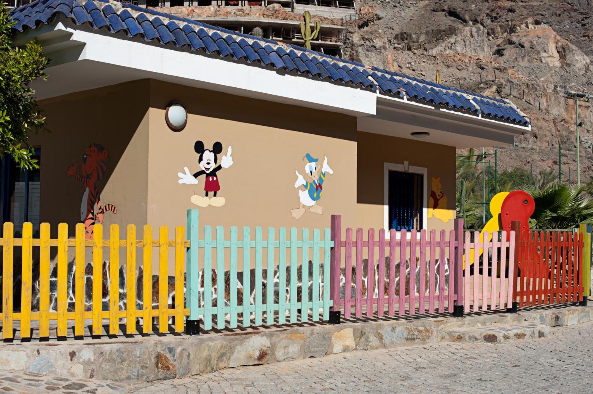 Hotel Livvo Lago Taurito & Aquapark エクステリア 写真